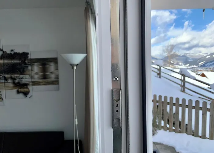 Alm-lodge Ski-inski-out Apartment