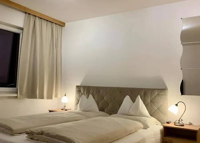 Alm-lodge Ski-inski-out Apartment